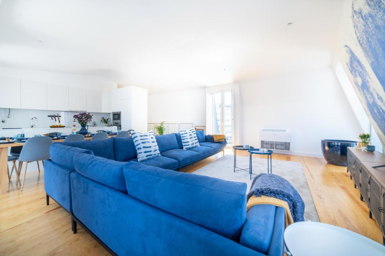 Blue By The River 4 - Unique Penthouse Duplex With A View リスボン エクステリア 写真